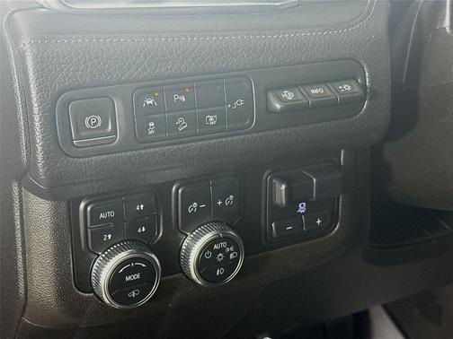 Satin Steel Metallic 2022 GMC Yukon XL Denali