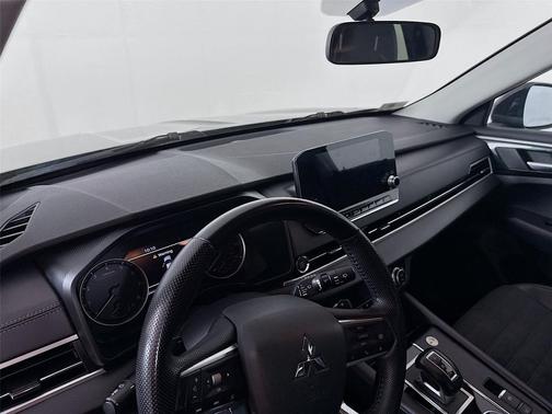 2024 Mitsubishi Outlander SE 2.5 2WD