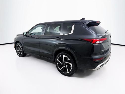 2024 Mitsubishi Outlander SE 2.5 2WD