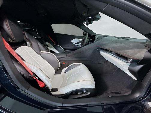 Carbon Flash Metallic 2023 Chevrolet Corvette Stingray w/3LT