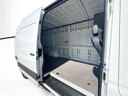 2025 Mercedes-Benz Sprinter 2500 High Roof
