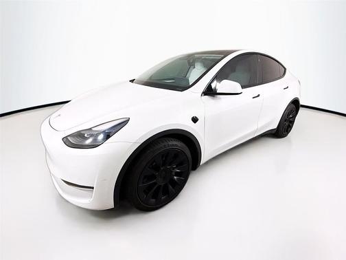 2023 Tesla Model Y Long Range Dual Motor All-Wheel Drive