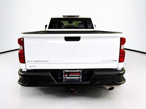 2024 Chevrolet Silverado 2500 Custom
