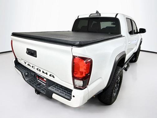 Super White 2018 Toyota Tacoma TRD Off Road