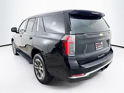 2025 Chevrolet Tahoe LS