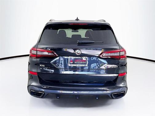 2022 BMW X5 M50i