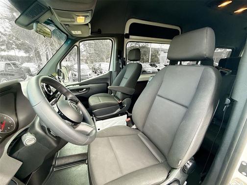 2025 Mercedes-Benz Sprinter 2500 High Roof