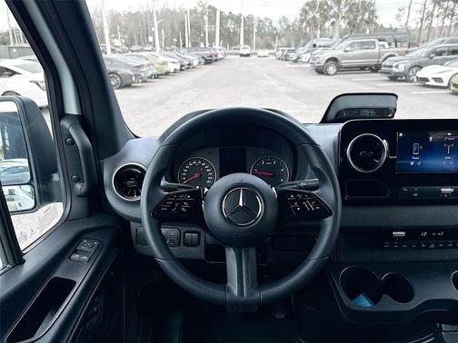 2025 Mercedes-Benz Sprinter 2500 High Roof