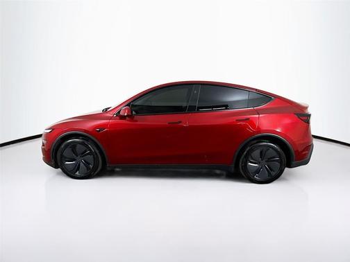 2026 Tesla Model Y Premium Rear-Wheel Drive