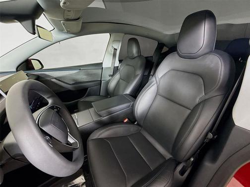 2026 Tesla Model Y Premium Rear-Wheel Drive