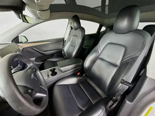 2022 Tesla Model Y Performance Dual Motor All-Wheel Drive