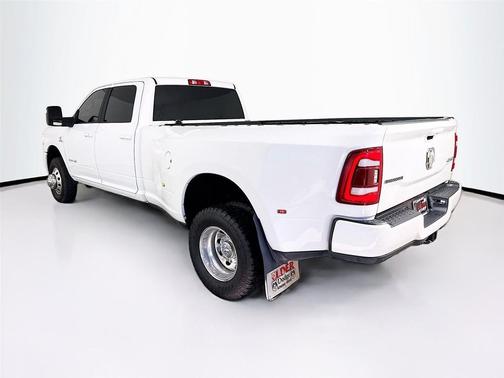 2024 RAM 3500 Big Horn Crew Cab 4x4 8' Box