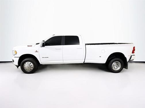 2024 RAM 3500 Big Horn Crew Cab 4x4 8' Box