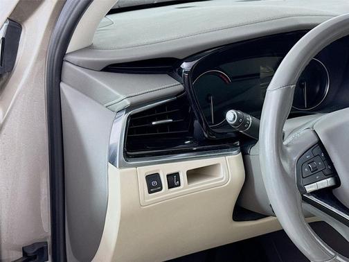 2023 Cadillac XT6 Premium Luxury FWD