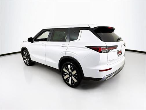 2025 Mitsubishi Outlander SE 2.5 2WD