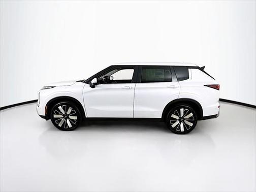 2025 Mitsubishi Outlander SE 2.5 2WD