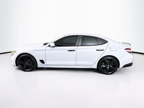 2023 Genesis G70 2.0T RWD