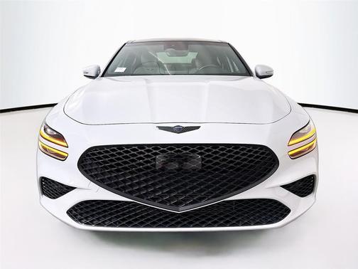 2023 Genesis G70 2.0T RWD