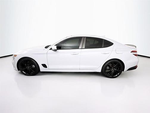 2023 Genesis G70 2.0T RWD