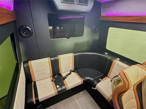 2019 Mercedes-Benz Sprinter 1500 Standard Roof I4