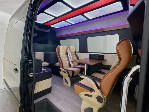 2019 Mercedes-Benz Sprinter 1500 Standard Roof I4