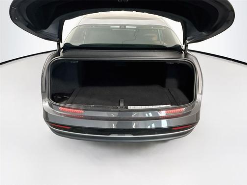 Quantum Gray Metallic 2023 Lucid Air Grand Touring