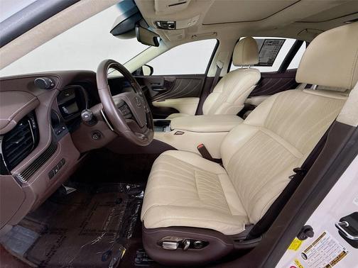 Eminent White Pearl 2018 Lexus LS 500 Base