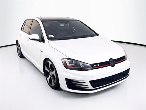 2016 Volkswagen Golf GTI 2.0T SE 4-Door