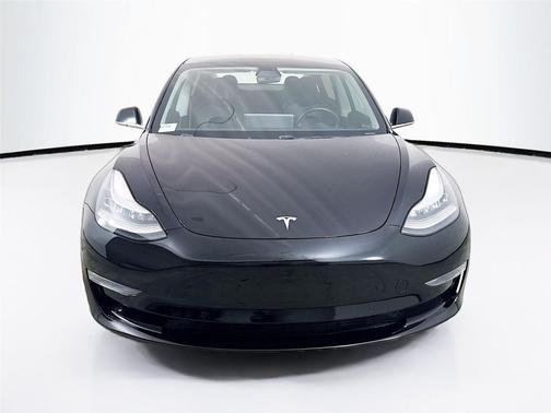 2019 Tesla Model 3 Mid Range