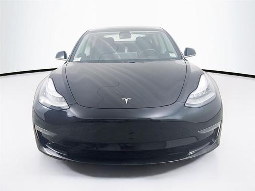 2019 Tesla Model 3 Mid Range