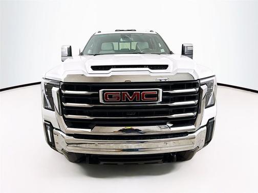 2025 GMC Sierra 3500 SLT