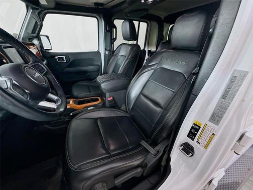 Bright White Clearcoat 2020 Jeep Gladiator North Edition 4x4