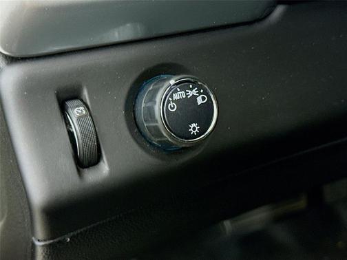 Champagne Silver Metallic 2016 Chevrolet Tahoe LS