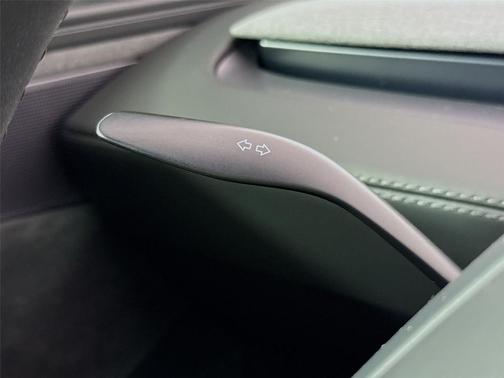 2026 Tesla Model Y Premium Rear-Wheel Drive