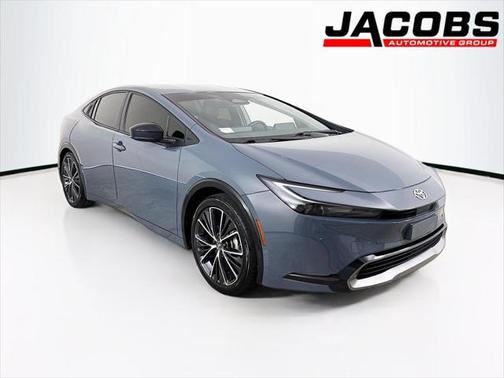 2023 Toyota Prius XLE