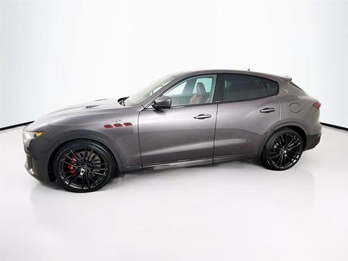 2022 Maserati Levante Trofeo