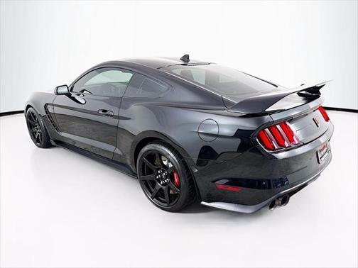 2020 Ford Shelby GT350R Base