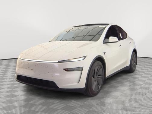 Pearl White Multi-Coat 2026 Tesla Model Y Premium Rear-Wheel Drive