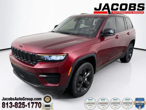 Velvet Red Pearlcoat 2023 Jeep Grand Cherokee Altitude