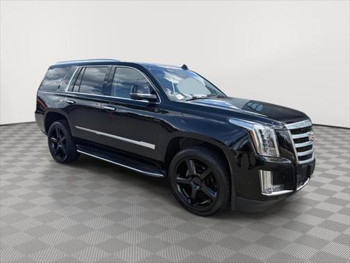 2019 Cadillac Escalade Luxury