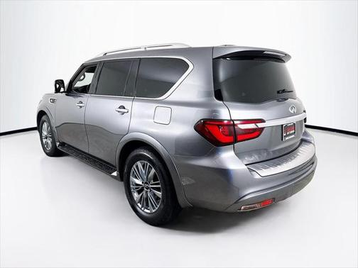 2021 INFINITI QX80 Luxe