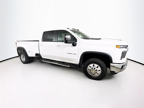 2025 Chevrolet Silverado 3500 LT