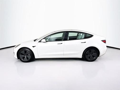 Pearl White Multi-Coat 2021 Tesla Model 3 Standard Range Plus