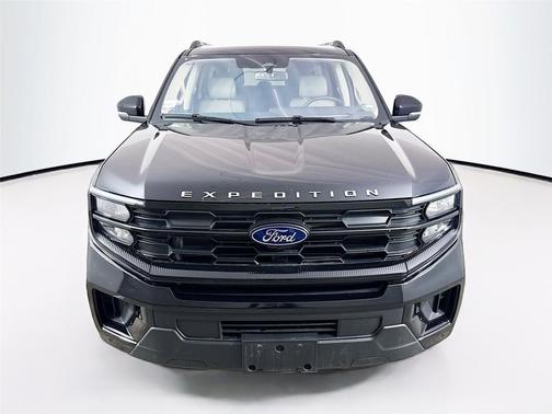 2025 Ford Expedition Max Active 4x2