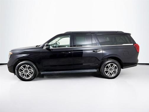 2025 Ford Expedition Max Active 4x2