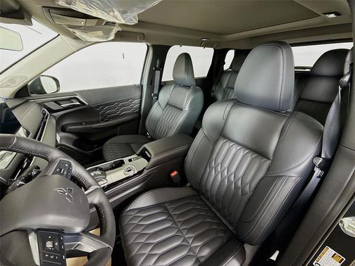 Graphite Gray 2026 Mitsubishi Outlander SEL 1.5T 2WD