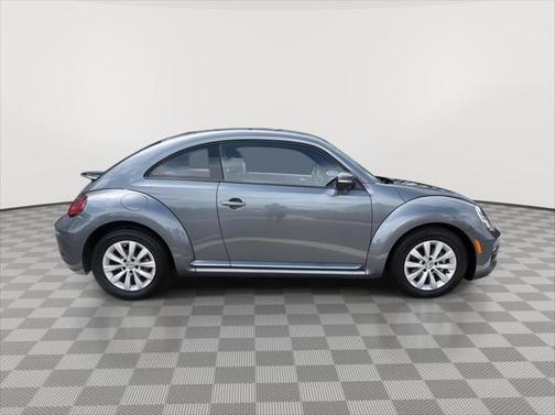 2019 Volkswagen Beetle 2.0T S