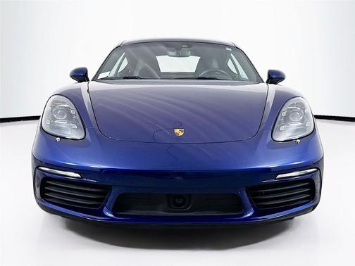 2022 Porsche 718 Cayman T