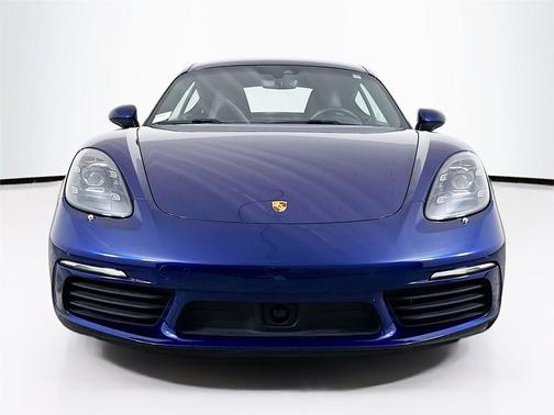 2022 Porsche 718 Cayman T