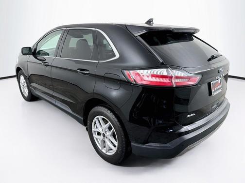 Agate Black Metallic 2023 Ford Edge SEL
